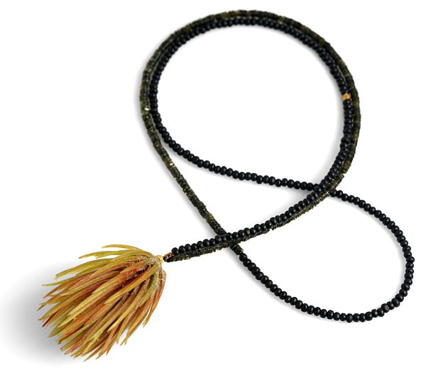 Lauren Simeoni, Rush Neckpiece